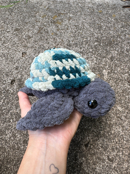 Crochet Turtles – Your Perfect Companion for Stress Relief and Comfort!