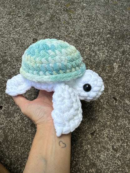 Crochet Turtles – Your Perfect Companion for Stress Relief and Comfort!