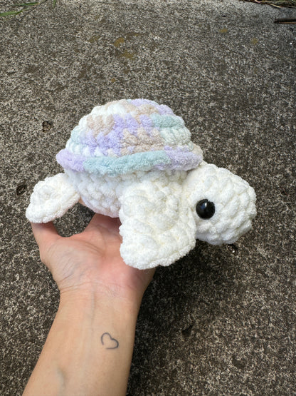 Crochet Turtles – Your Perfect Companion for Stress Relief and Comfort!