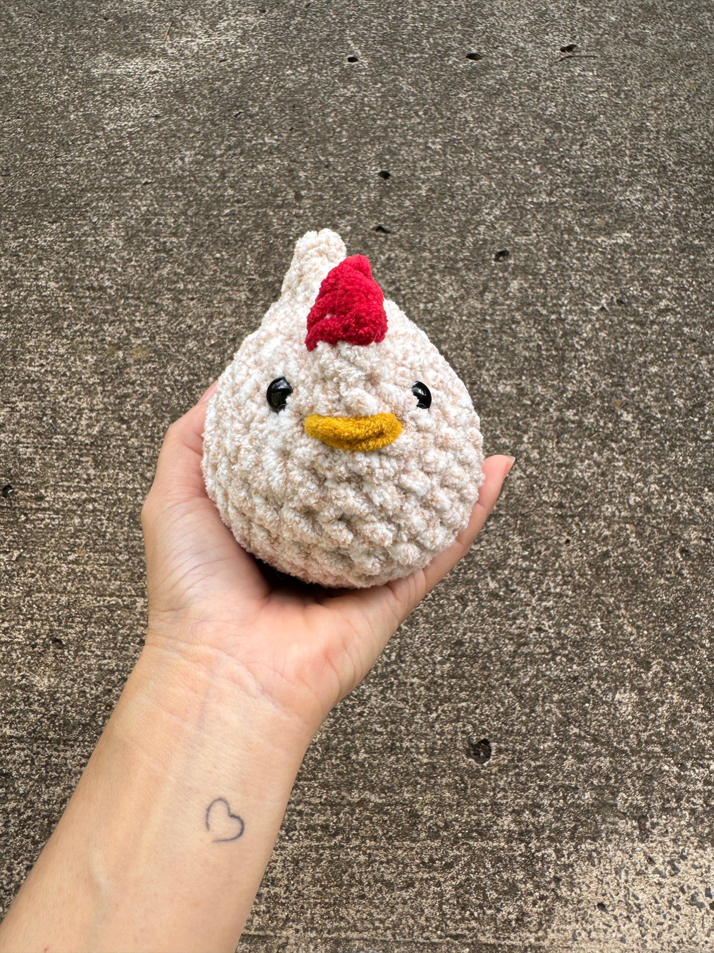 Crochet Chicken – Your Perfect Companion for Stress Relief and Comfort!