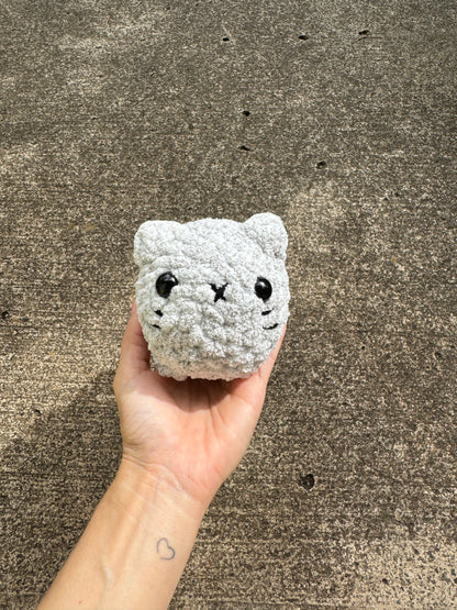 Crochet Loaf Cat – Your Perfect Companion for Stress Relief and Comfort!